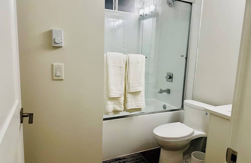 Chilliwack House | Home away from home