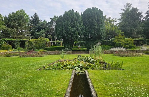 Wageningen House | Lux Retreat w/Onsite Dining, Serene Views & Spa Access | Close to Nature Parks