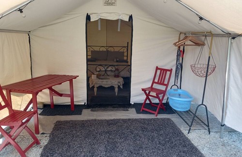 Salt Spring Island RV Rental | Private & peaceful furnished campsite on eco-farm