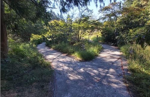 Salt Spring Island RV Rental | Private & peaceful furnished campsite on eco-farm