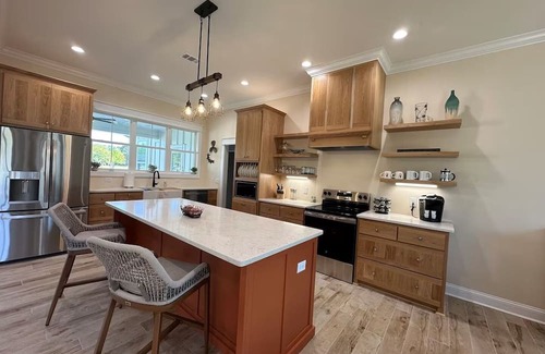 Kingsland House | Tranquil 3-bed house in Kingsland. Centrally located for adventures & relaxing,