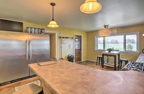 Milan House | 555) Massive 3 bedroom with plenty of parking!