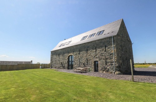Bodorgan Cottage | TITHE BARN, pet friendly, luxury holiday cottage in Malltraeth