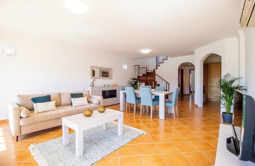 Atalaia Villa | Colina da Atalaia - Villa 6 with shared pool