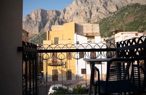 Cinisi House | COZY ROOMS 5 MINUTES FROM THE SEA