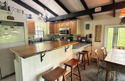 Charter Hills Ski Chalet | High Country Hiatus S