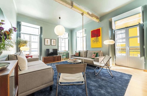 Misericordia Apartment | Spacious & Stylish 4BR Retreat in the Heart of Lisbon