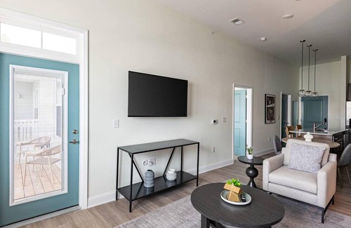 Wilmington Apartment | ParkerLeland 1BD 6 - One Bedroom Apartment, Sleeps 2