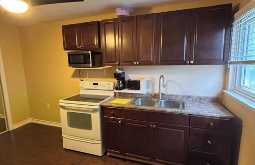 Woodbine Gardens Apartment | Full Private apartment for rent daily/weekly/Monthly