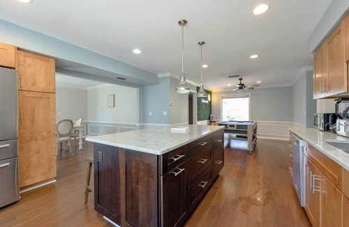 Ormond Beach House | Enjoy Beautiful Ormond Beach 4BR Apt WiFi & Pool