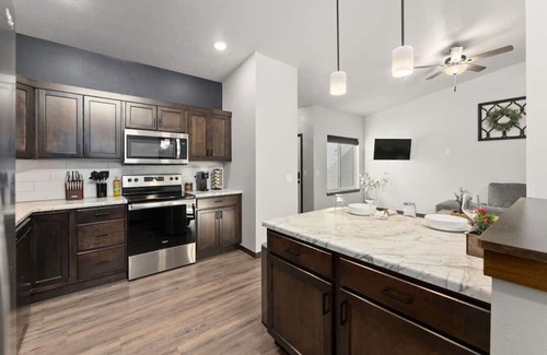 Sioux Falls Apartment | Bright & Spacious 3BR | SE SF
