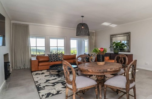 Buffalo Hills Game Reserve Cottage | Viogneer Family Cottage