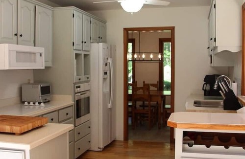 Grand Bend House | The Ivey by Sparks Vacations