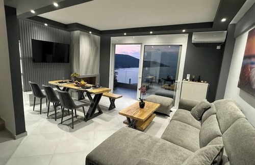 Amfilochia Apartment | Suite 3 on the Hill - Stunning, Spacious, and Breathtaking Panoramic View