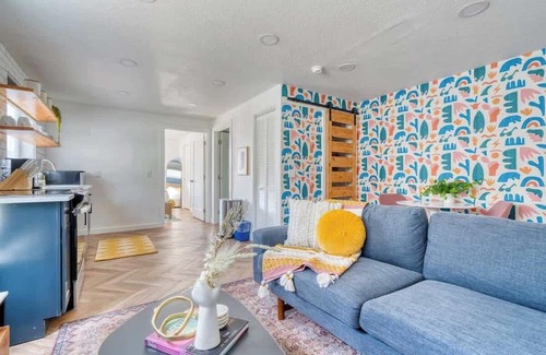 Woodstock Apartment | The Perfect Flat ~ Vintage Shops & Reed College