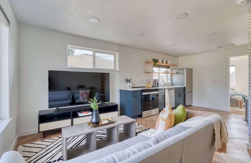 Woodstock Apartment | The Perfect Artist's Retreat in Woodstock