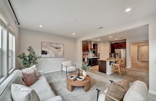 Santa Rosa House | Located just minutes from the Green Music Center, and close to renowned wineries