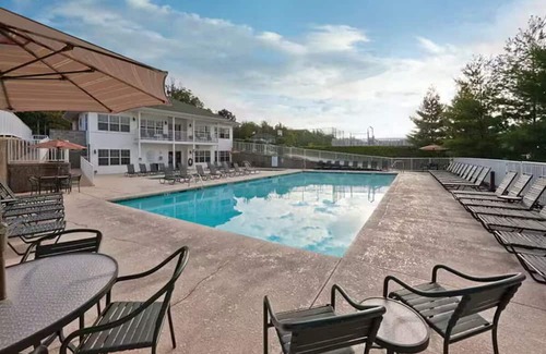Kaiser Condo | Club Wyndham Lake of the Ozarks 4 Bedroom Presidential Suite