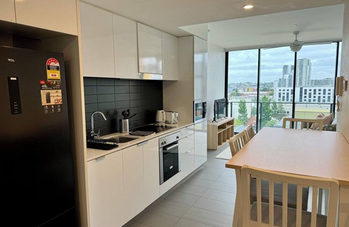 Spring Hill Apartment | Great amenities Fortitude Valley!