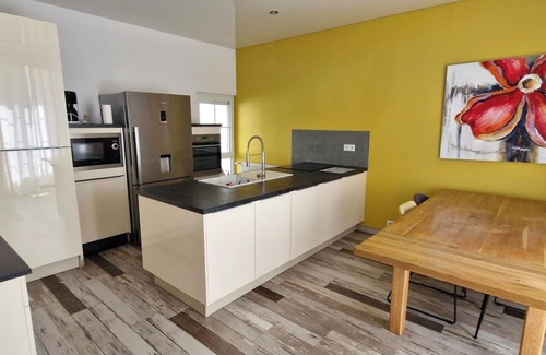 La Roche-sur-Yon House | CHARACTER HOUSE DOWNTOWN