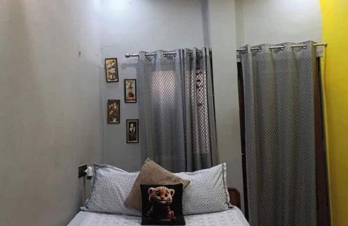Allahabad House | Charming 1-bedroom building in beautiful Prayagraj with WiFi