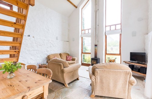 Goodwick House | Harmony Cottage - Two Bedroom House, Sleeps 4