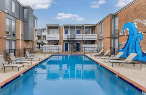 Nassau Bay Apartment | Enjoy Houston’s Bay Area in a Chic, Cozy Hideaway!