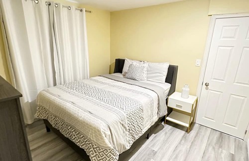 Leamington House | Foresight Chalets Carolina Woods Suite