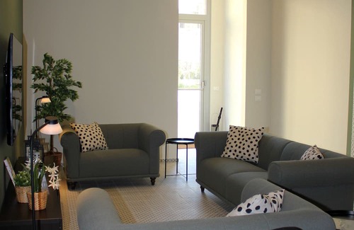 Augusta House | 6Rooms within walking distance of Augusta's historic center