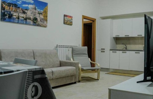 San Giovanni Apartment | Monti Royal Apartment