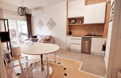 Aix-les-Bains Apartment | Rive du Lac Standing et Bien être