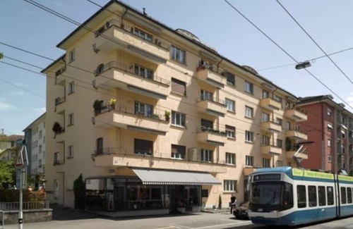 Muhlebach Apartment | Fancy 1BR flat in the city center (SF19)