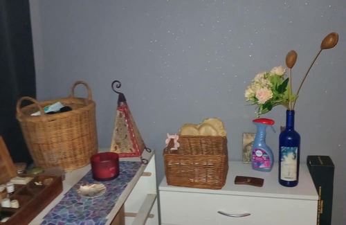 Maisons-Alfort Bed & Breakfast | 1 room in a shared apartment
