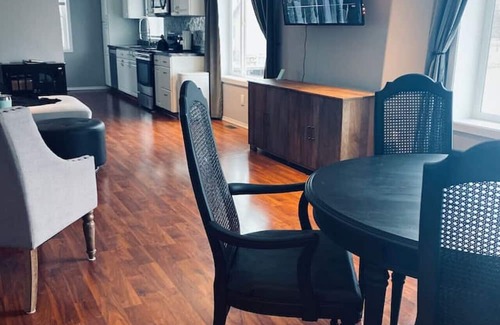 Vickery House | Reconnect in a Cozy Retreat