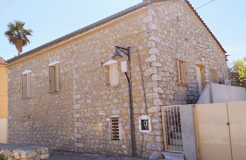 Areopoli Cottage | Charming cottage with AC and WiFi in lovely Areopoli