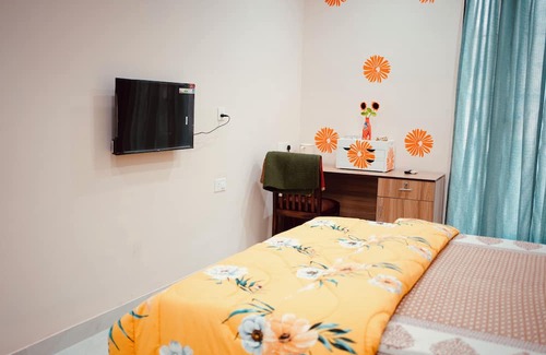 C-Scheme Apartment | bumble bee Cozy 1-bedroom apartment in lovely Jaipur with WiFi, AC