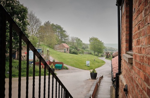 Folkton Cottage | Humble Bee Cottage, Yorkshire Wolds