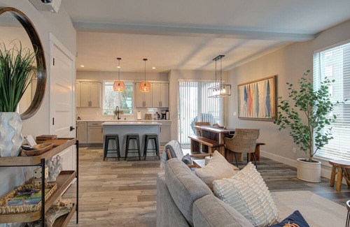 Ocean Shores House | Back to the Beach - Oyhut Bay Seaside Resort
