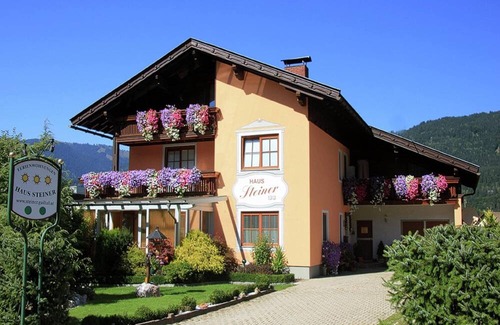 Tropolach Apartment | Apartment in Tröpolach near Nassfeld Gondola
