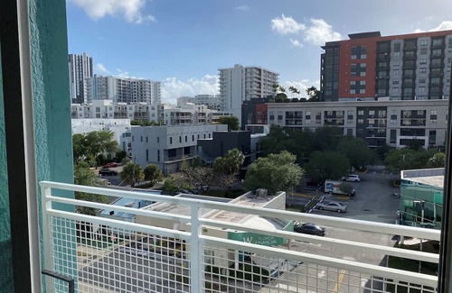 Flagler Village Apartment | Beautiful apartment in the heart of Fort la downtown