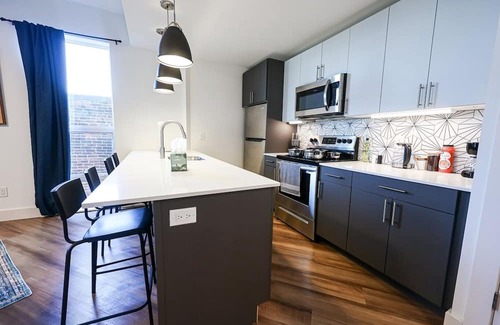 Brewerytown Apartment | Imagine a stylish escape in Glenwood, the epitome of urban luxury
