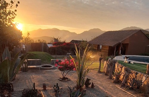 Pachacamac House | Charming 2-bedroom bungalow in nice Pachacamac, Lima with WiFi