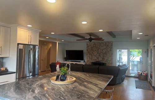 Morgan Hill House | The Orchard Oasis-spacious 5 bedrm luxury private home with pool and spa