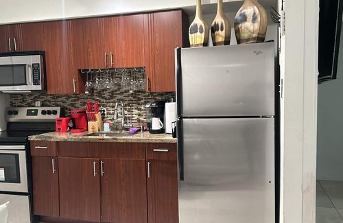 Fort Lauderdale House | Beautiful house in the BEST Ft Lauderdale area, 10ms to the Beach 7ms to airport