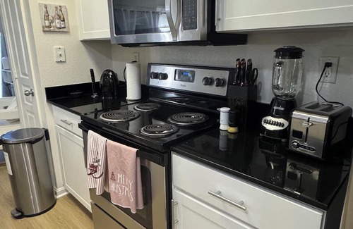 Huntington Apartment | OasisCharming2Bedrooms+SofaBedFreeParking WashingtonDCAnd ReaganNational Airport