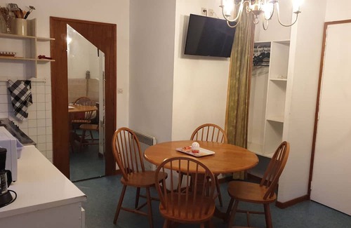 Saint-Amand-les-Eaux Apartment | AA RELAIS DES THERMES 1
