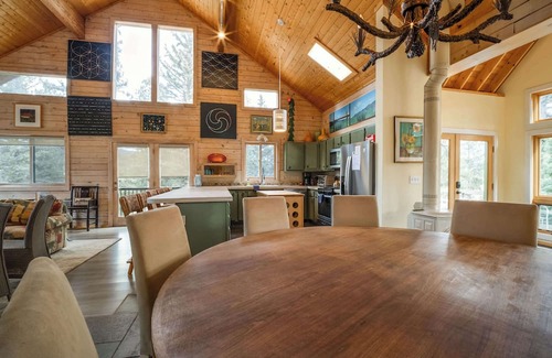 Angel Fire House | Sunny Mountain Delight by Velo