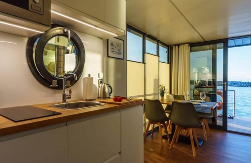 Barth Apartment | Fjord POLARIS