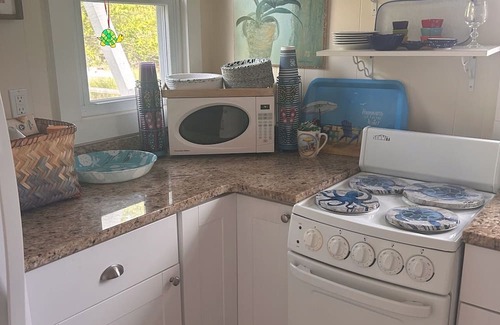 Davis Park Cottage | Idyllic Cozy Cottage in Davis Park, Fire Island - Weekly Rentals Now Available!