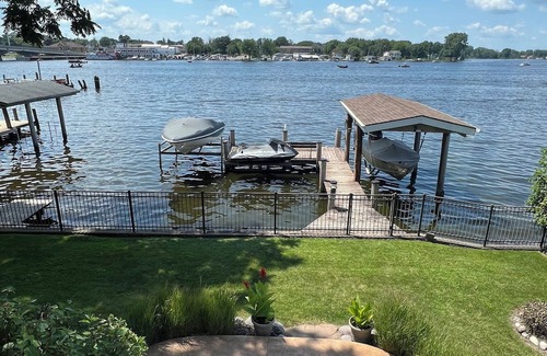 Winneconne House | EAA Week 3-bedroom Lake House in beautiful Winneconne